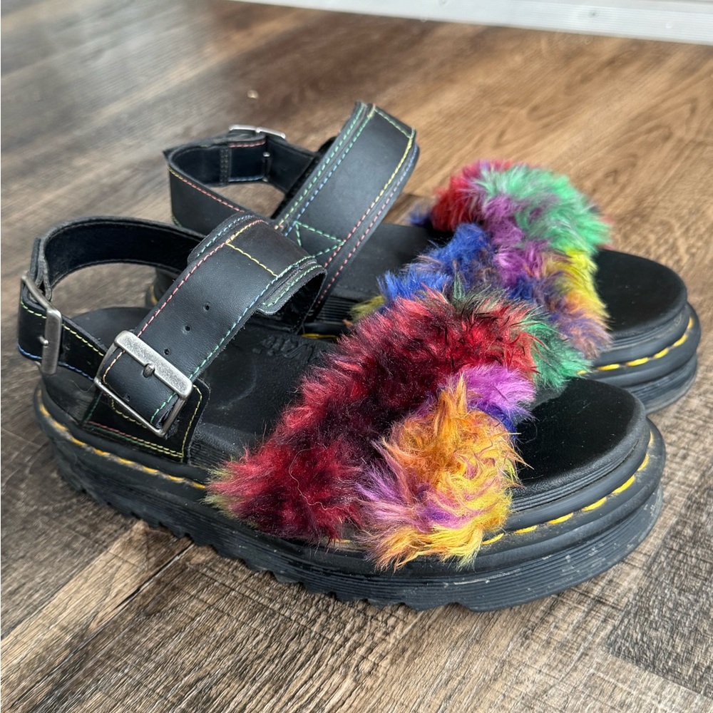 Womens Dr. Martens Voss II Black Fluffy Rainbow Strappy Sandals Size 6 - Picture 3 of 7